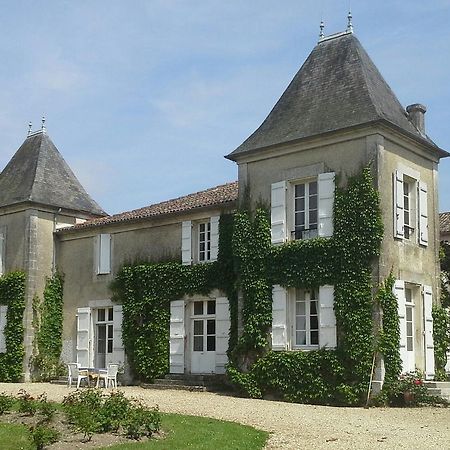 Le Logis De Ruelle Ruelle-sur-Touvre Exterior foto